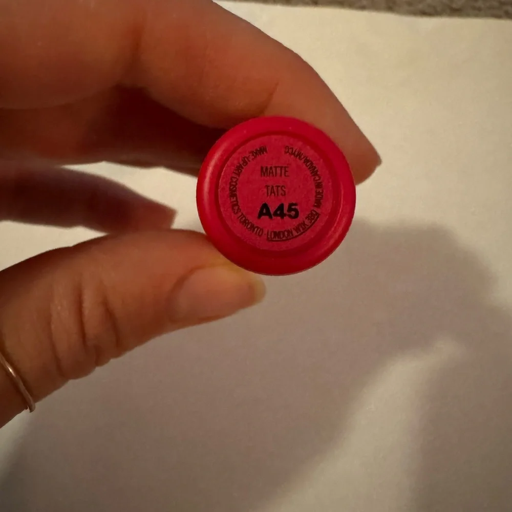 MAC Cosmetics LE Giambattista Valli Matte Tats - Picture 3 of 3